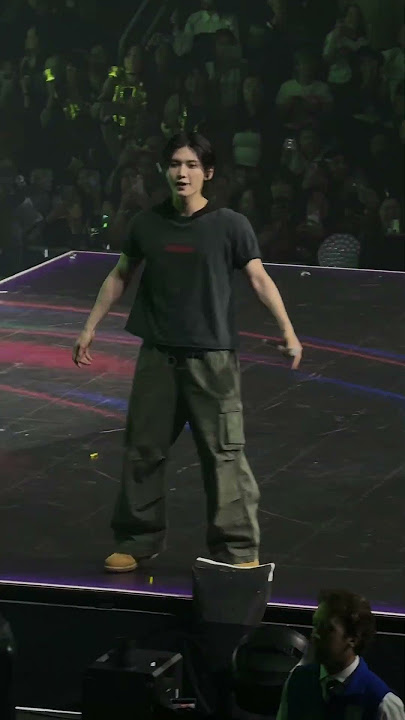 Yeosang explodes twice on stage #ateez #yeosang