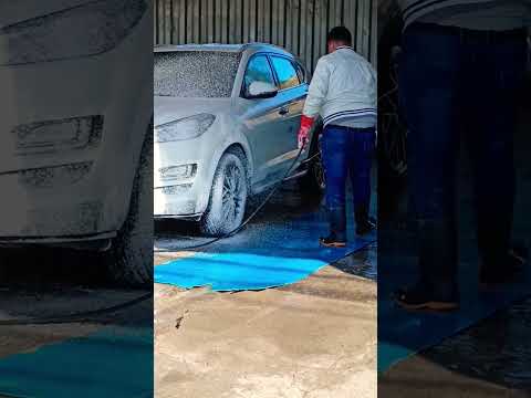 طريقة غسل السيارات في العراق
