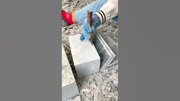 Manual stone splitting #granite #stonecutting #marble #block #stonecuttingmachine