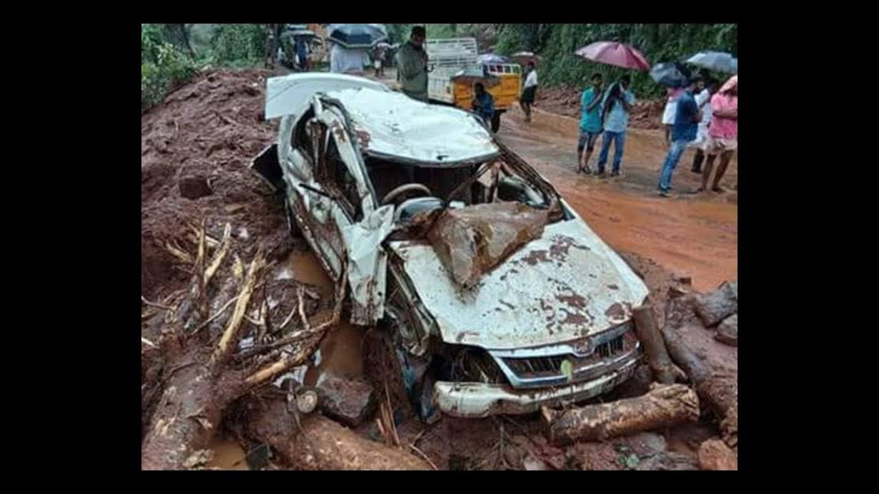 Munnar Live | Town Road Full of Water | Floods 2018 | Mattupetty Dam Open | Munnar Live Part 1