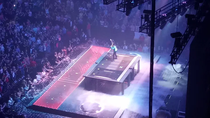 #NKOTB #MixTapeTour #Tiffany #IthinkWereAlone...