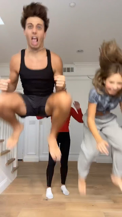 day 4 of posting old TikToks so I never lose them 😭 #sheadurazzo #dance #siblings #siblingduo