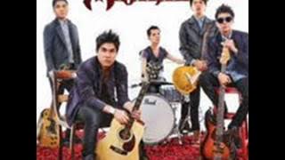 Armada mabuk cinta akustik