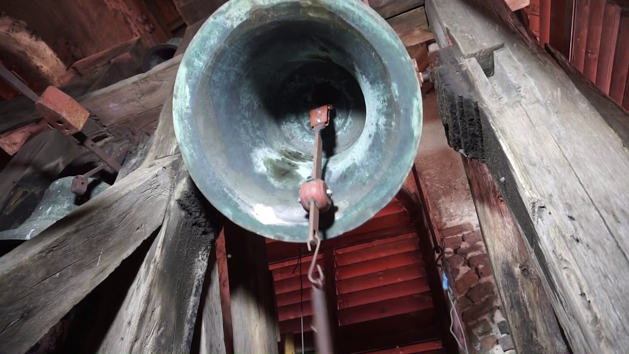 Szomor (H) - A Szent Mihály templom nagyharangja, déli harangszó