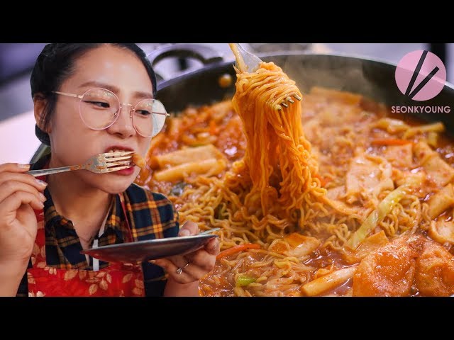 The Original Tteokbokki! | Seonkyoung Longest