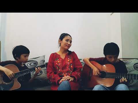 Video Con đàn mẹ hát -ĐỂ GIÓ CUỐN ĐI- MAI THẢO; Sáng... - youtube