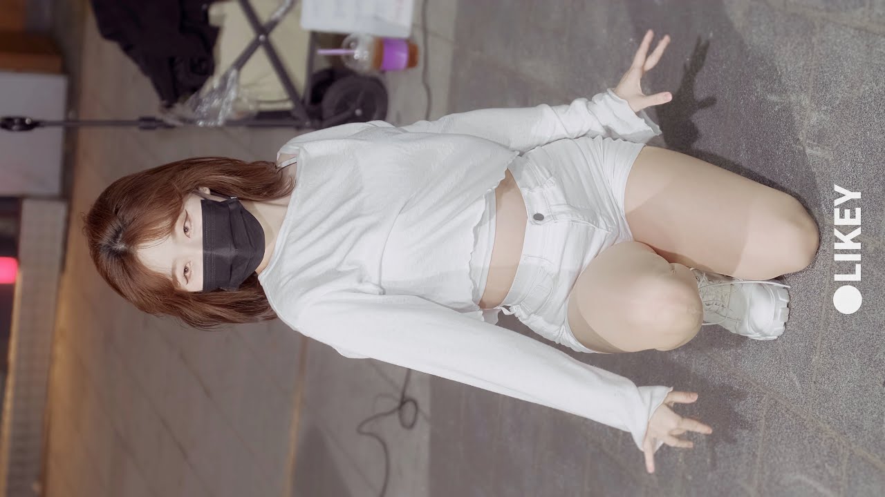 베베_hyuna | 클락 지은 직캠 @라이키 201115