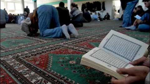من سورة الجاثية 21-22 تلاوة بصوت العفاسي