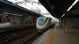発車時に増光をしてくれました！。681系特急しらさぎ1号金沢行名古屋4番線発車