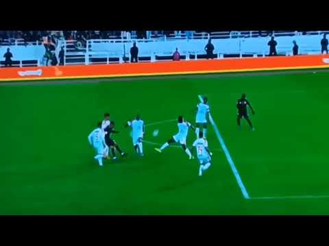 اللقطة فاش ضرب التكناوتي لاعب الجيش الملكي