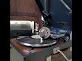 津村 謙  ♪リルを探してくれないか♪ 1952年 78rpm. Columbia Model No G - 241 phonograph