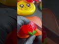Satisfying cutting food