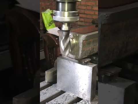 Roughing end mills