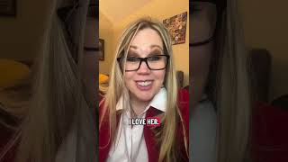 9049 Tell your favorite teacher how much you love them!