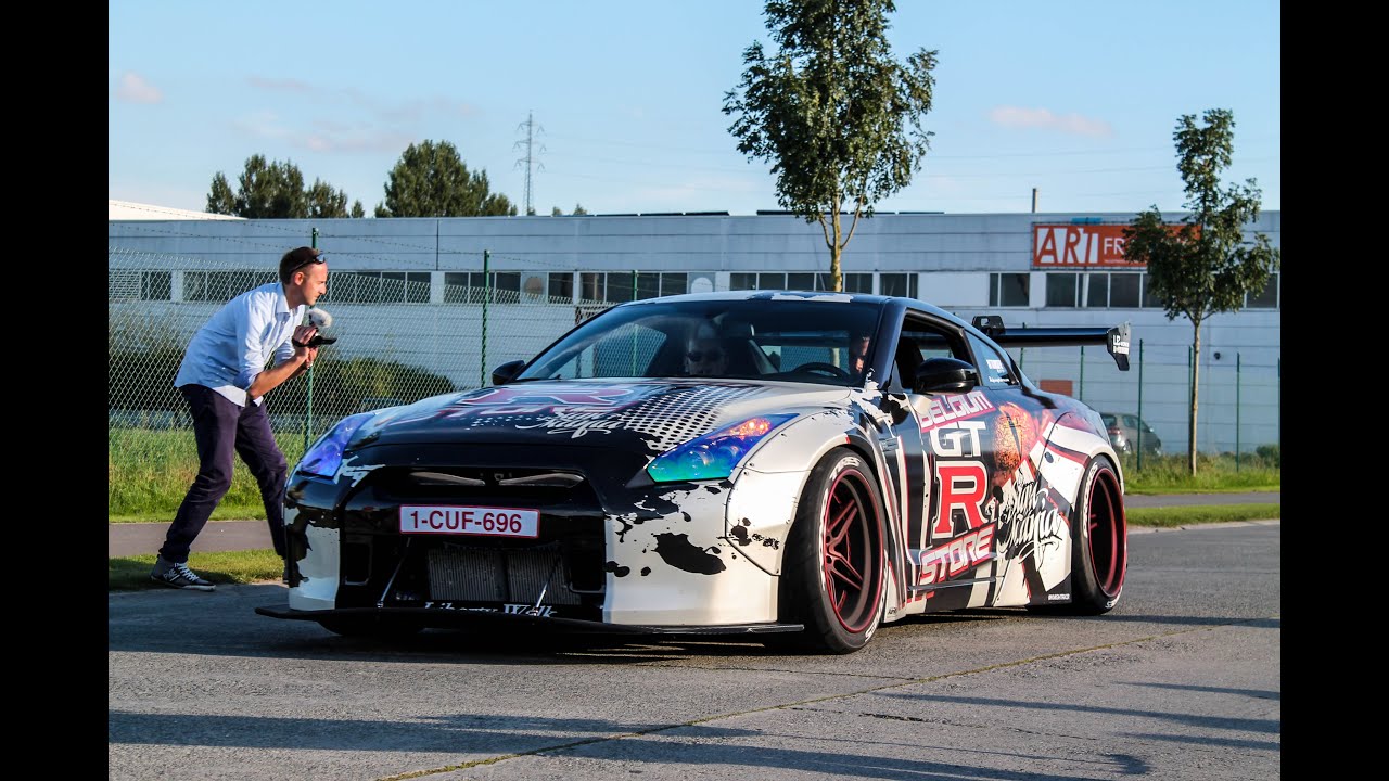 Nissan gtr acceleration