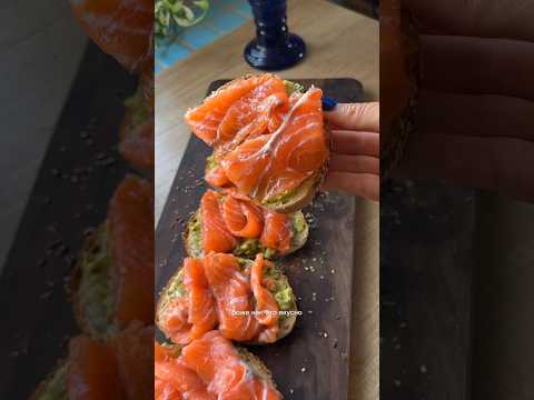 РЫБКА ДЕШЕВЛЕ И ВКУСНЕЕ ЧЕМ В МАГАЗИНЕ. ВСЕ ПРОСТО #рыбка #новогоднийстол #слабосоленаярыба #рецепты