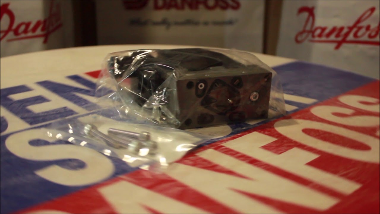 Блок Электроуправления 157B4892 Наличие PVES 32 ACTUATOR  S7 1x4DEU S ACTIVE Danfoss Power Solutions