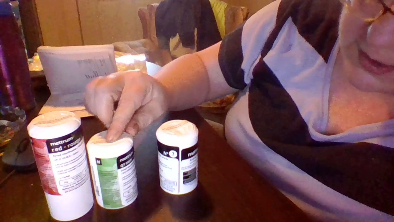 Unboxing my medical marijuana from Mettrum