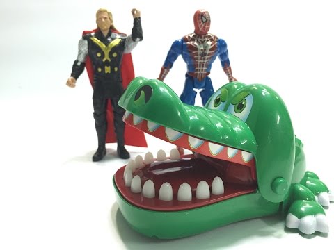 Đồ chơi trẻ em - Trò chơi brinquedo - Người nhện và Thor chơi trò chơi brinquedo @KidsmileTV