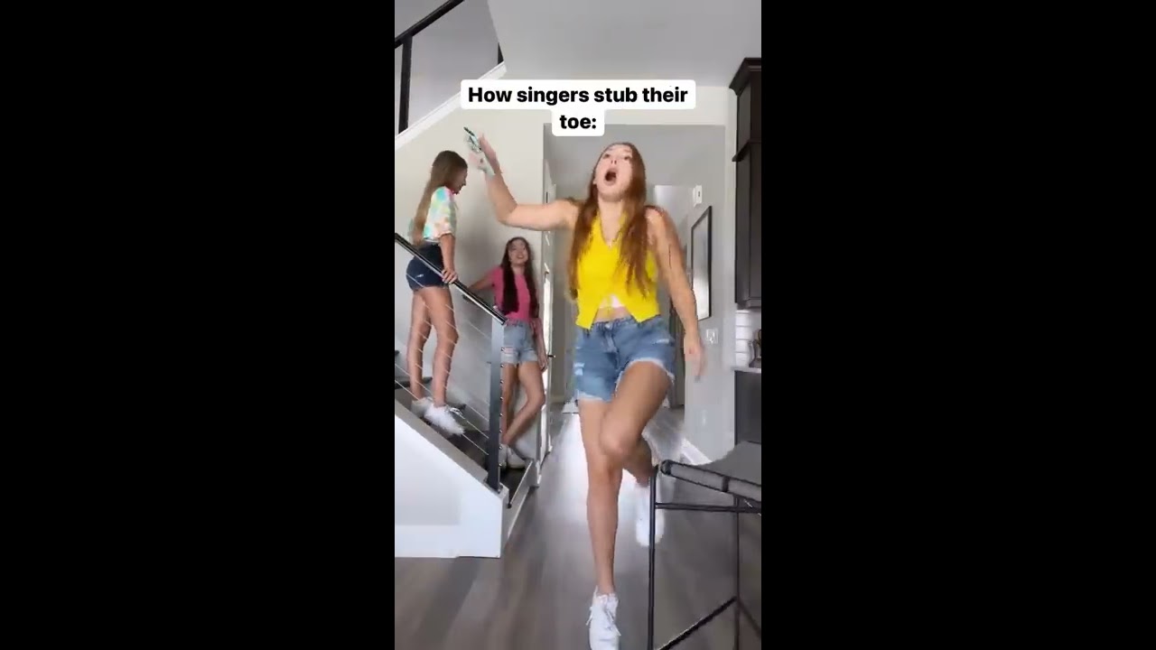 How Singer S Stub Their Toe Triple Charm Shorts