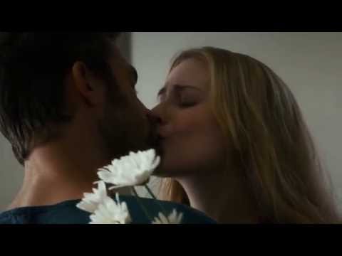 Barefoot : Evan Rachel Wood kissing Scott Speedman