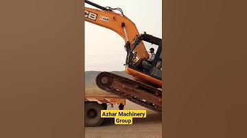 Loading JCB excavator on trailer | JCB | Excavator | #excavator #jcb #truck #trailer #trucking