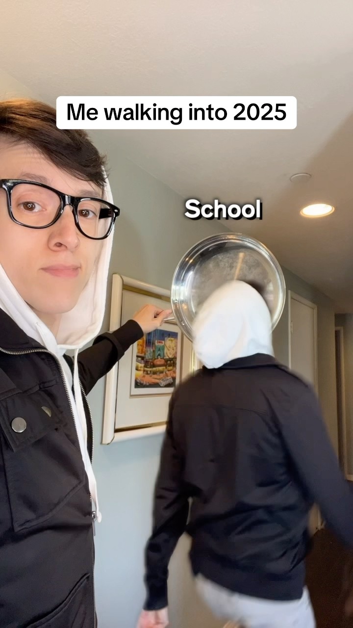 Me vs 2025 #TheManniiShow.com/series