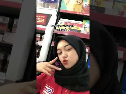 kasir Alfamart cantik