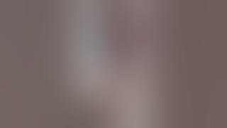 Claudia Marie caminhando.