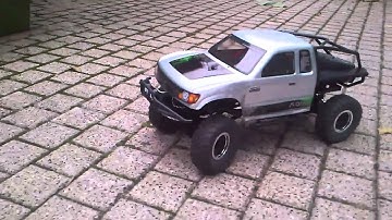 Axial SCX10 Honcho RTR 110 4WD Crawler FIRST RUN BY S