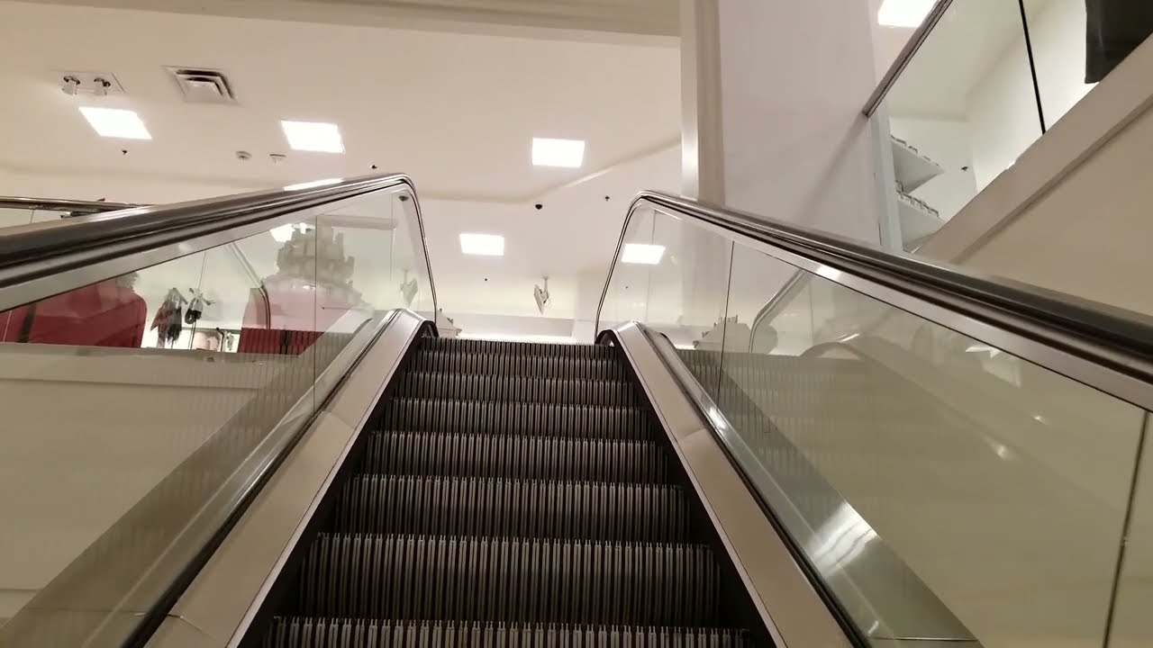 1992 Montgomery Escalators @ Robinson's-May/JCPenney, MainPlace Mall, Santa Ana CA