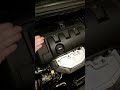 Проверка технического состояния клапана вентиляции картерных газов на Пежо 308 SW // Peugeot 308 SW