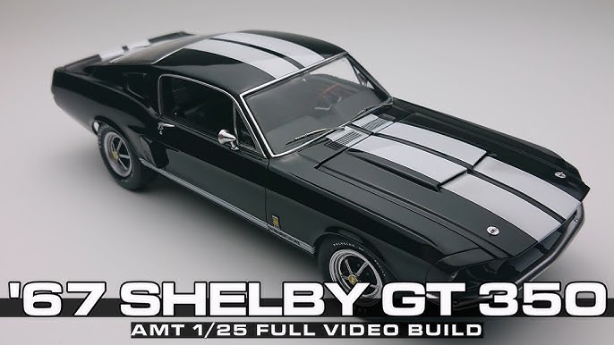 AMT 1/25 1967 Ford Mustang GT Fastback Model Kit