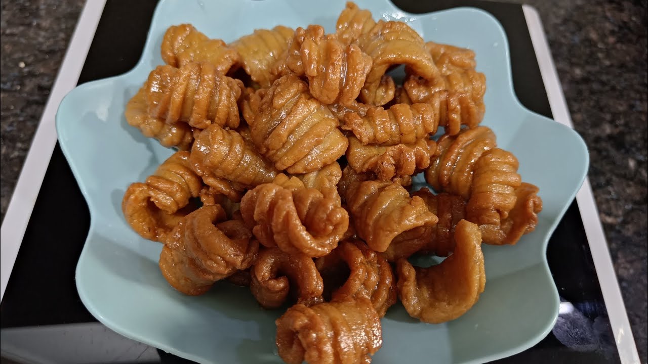 గోధుమ పిండితో స్వీట్ తయారు చేసే విధానం wheat flour sweet recipe in