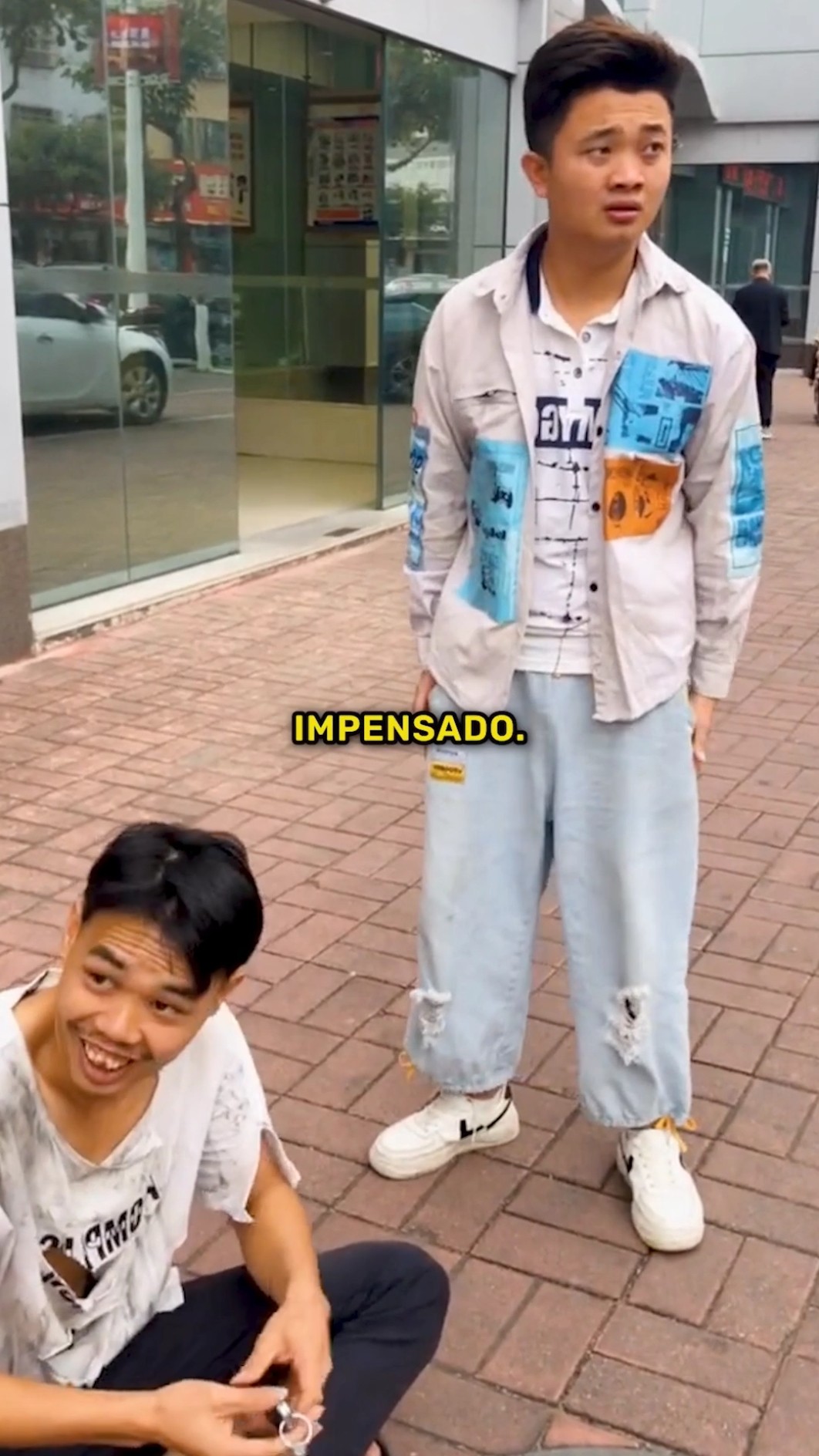 Este indigente se volvió millonario en minutos… ??