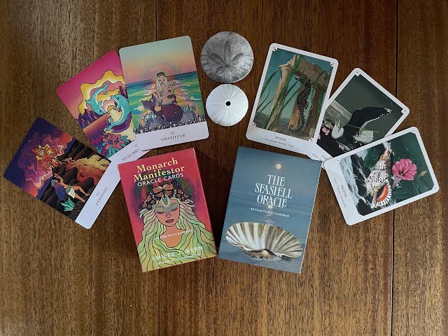 お値下げ　未開封　Monarch　Manifestor　ORACLE CARDS お値下げ 未開封 Monarch Manifestor ORACLE CARDS
