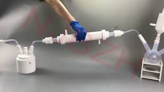 Hydrogen fluoride distillation unit