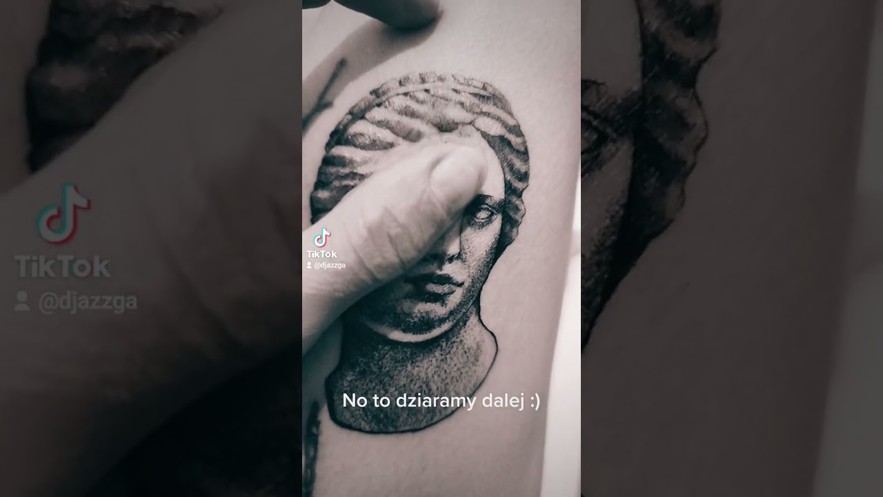 A line art tattoo of the volumptious prehistoric venus figurine. Done ... |  TikTok