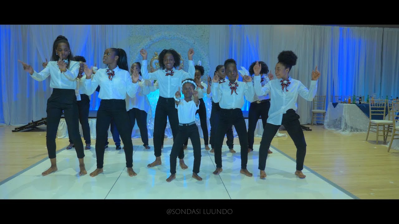 Congolese Wedding Dance (Nako zonga te Choreography)