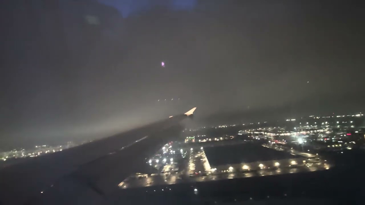 Low visibility landing into EWR