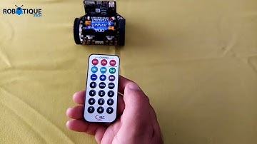 Control a Maqueen robot [Micro:bit] with a remote control