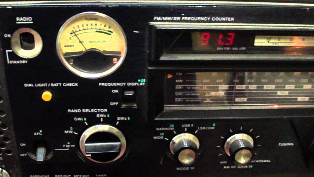 Sony ICF-6700W communications receiver FM dial scan - YouTube