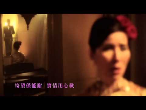 無言期待   區靄玲