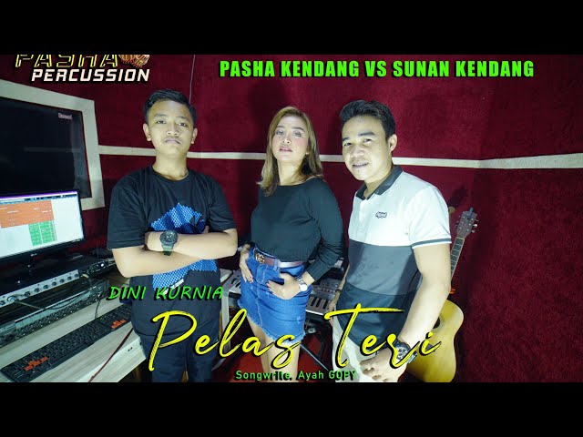 Battle Sunan Kendang vs Pasha Percussion - Pelas Teri (Dini Kurnia) OFFICIAL MUSIC class=