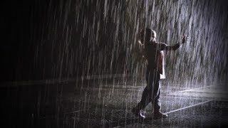 La viro kiu dancas en la pluvo