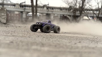 "INSANE redcat Kaiju Bash video"