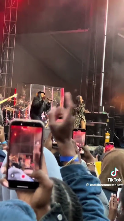 Jazmine sullivan sustaining a note for 11 seconds!!