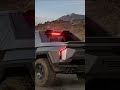 ¿Te imaginas una Ford Raptor convertida en un tanque de guerra legal para la calle? #shorts