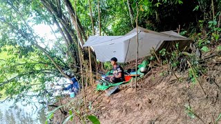 Camp fishing berdua bersama mama!!! menikmati hasil masakan sederhana dan ditemani rintik hujan 