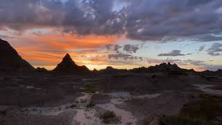 Sunset in the Badlands by Divine Desert Destination 43 views 2 months ago 36 seconds